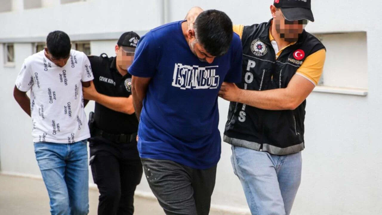 Ceyhan’da 8 kilo 562 gram esrar ele geçirildi