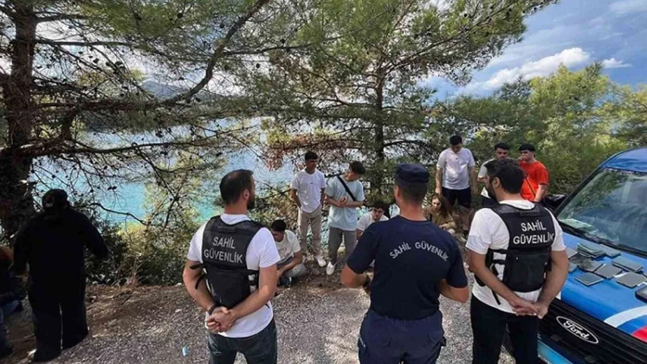 Marmaris’te 18 düzensiz göçmen yakalandı