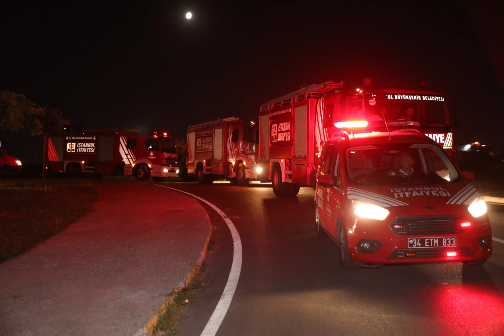 İstanbul İtfaiyesi'nden Çanakkale ve İzmir’e Yangın Desteği!