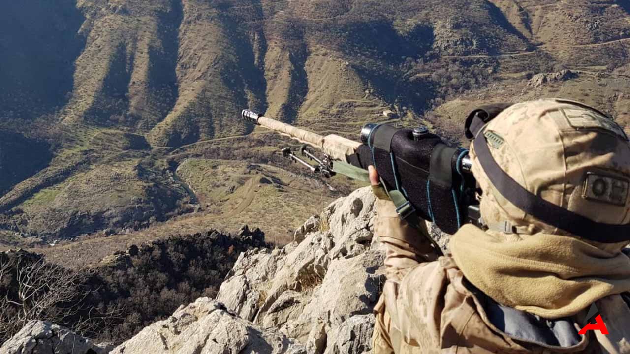 Irak Kuzeyinde Terörle Mücadele: 2 PKK'lı Terörist Yok Edildi!