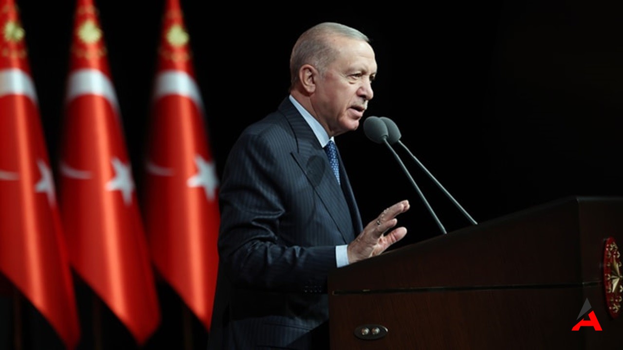 Erdoğan: Suriye'nin Güvenli Bir Yer Haline Gelmesini Herkesten Daha Çok Biz İstiyoruz