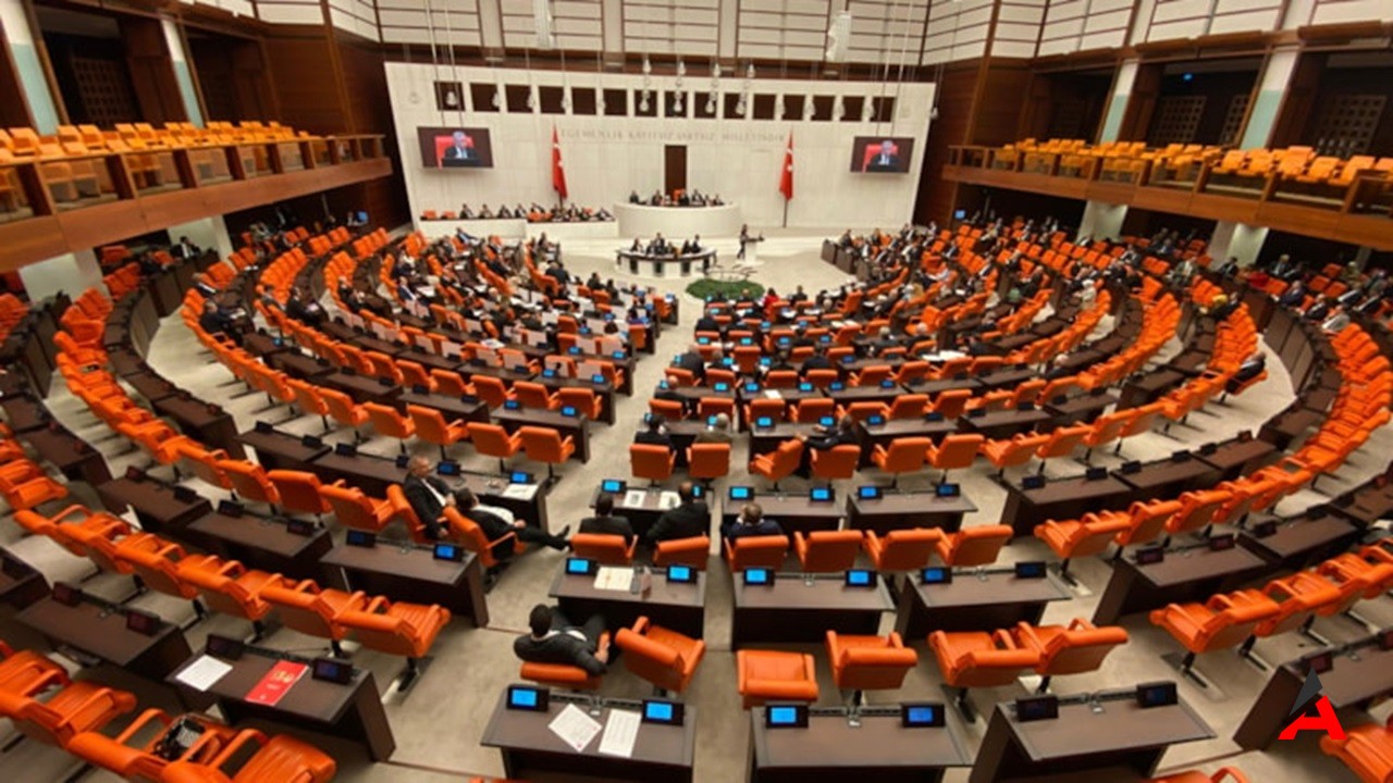 Genel Kurul’da Önemli Görüşme: Emekli Maaşları Artıyor