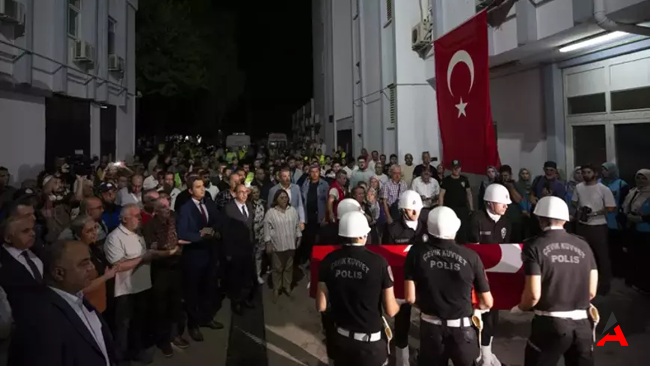 Batı Şeria Şehidi Ayşenur Ezgi Eygi'nin Cenazesi Didim'de