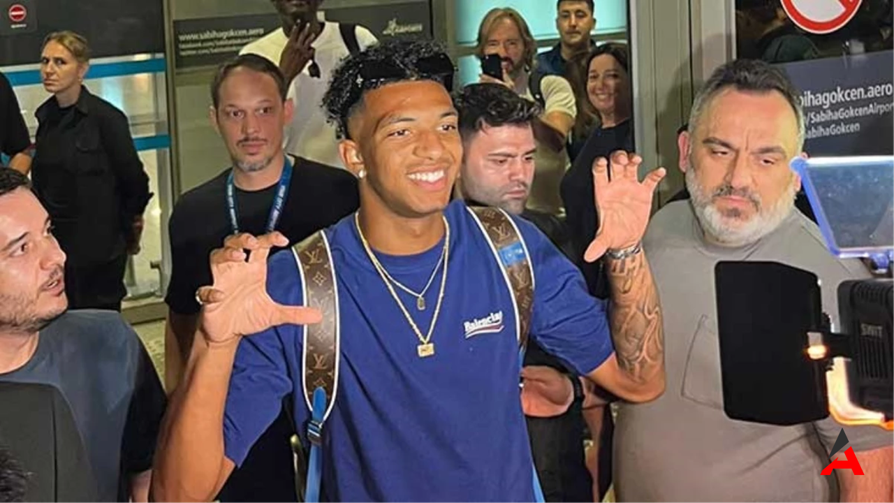 Beşiktaş'ta Yeni Transfer Heyecanı: PSG'den Cher Ndour Kiralık Olarak İstanbul'da!