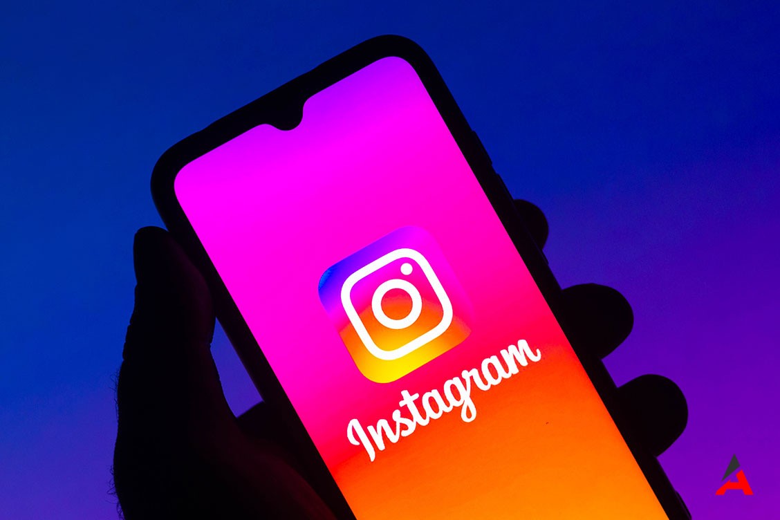 Instagram Türkçe Ayarlarken 'Lütfen Bekle Açılmıyor' Hatası Nedir?