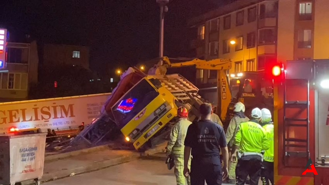 Başakşehir'de Feci Kaza: Devrilen Kamyonetin Altında Kalan 3 Çocuk Yaralandı!