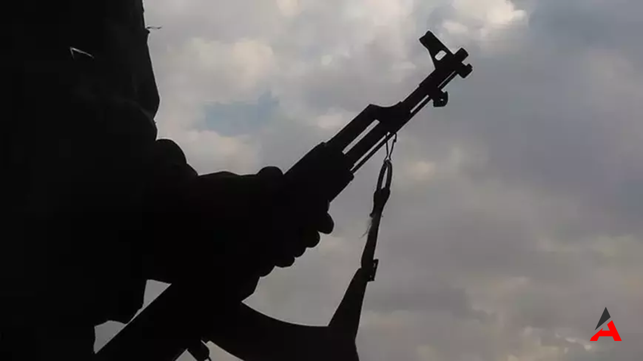 PKK/YPG'nin Çocuk Kaçırma Politikası: Suriye'de 3 Çocuk Silahlı Kadroya Katılmak Üzere Kaçırıldı
