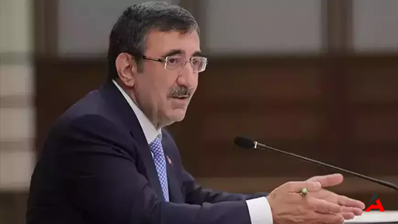 Cumhurbaşkanı Yardımcısı Cevdet Yılmaz'dan Gündeme Dair Önemli Açıklamalar
