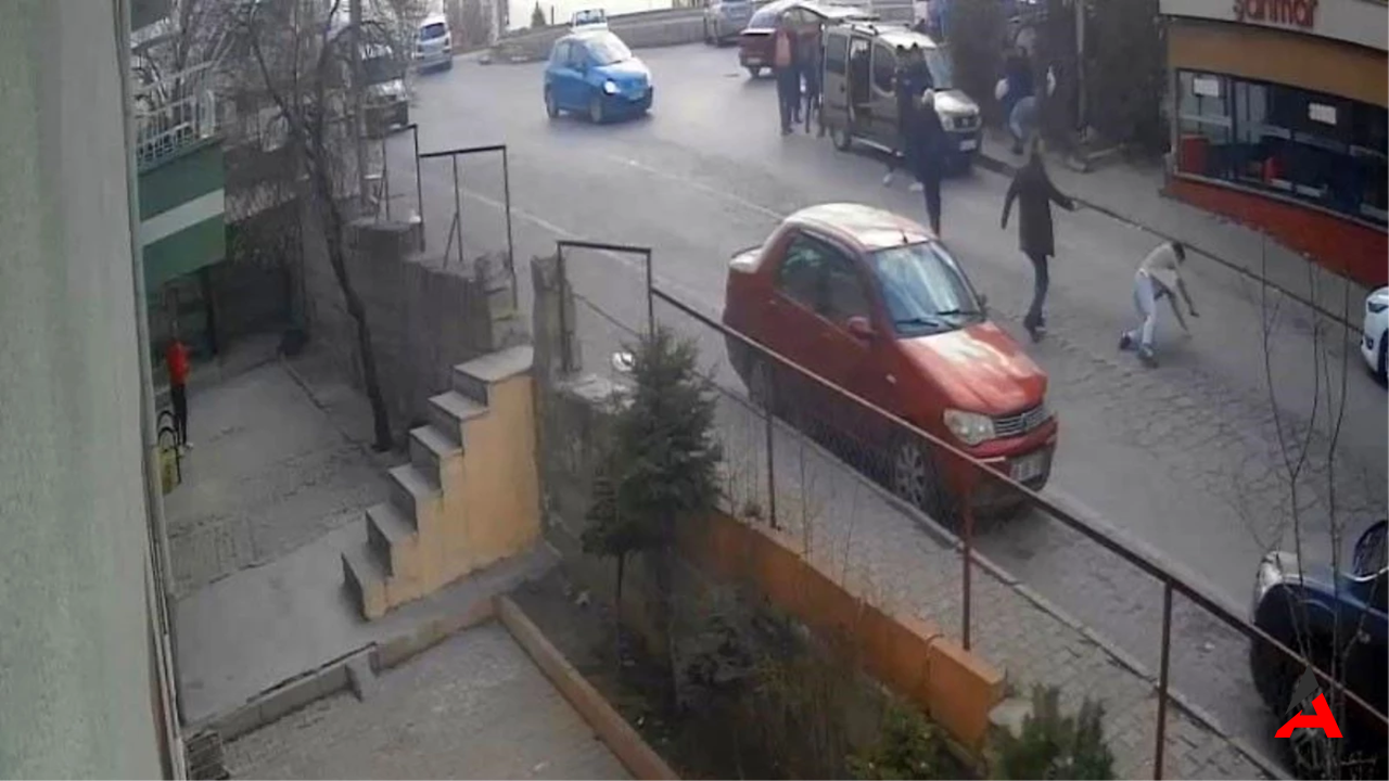 Eniştesini Önce Vurdu, Sonra Üzerinden Arabayla Geçti!