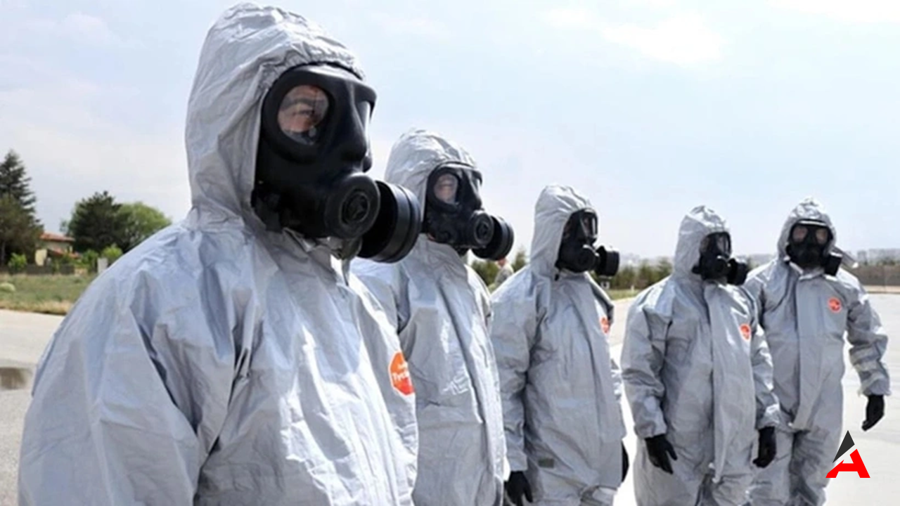 Bandırma'da Gaz Zehirlenmesi Dehşeti: Rus Gemisinde İki İşçi Can Verdi!