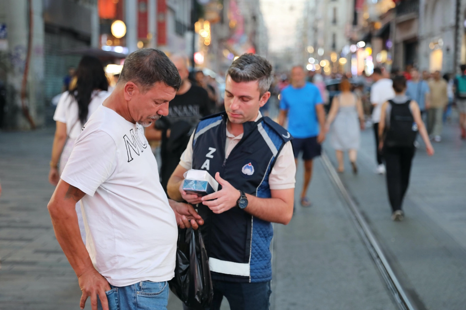 İstanbul'da 4 bin 555 Sahte Parfüme El Konuldu
