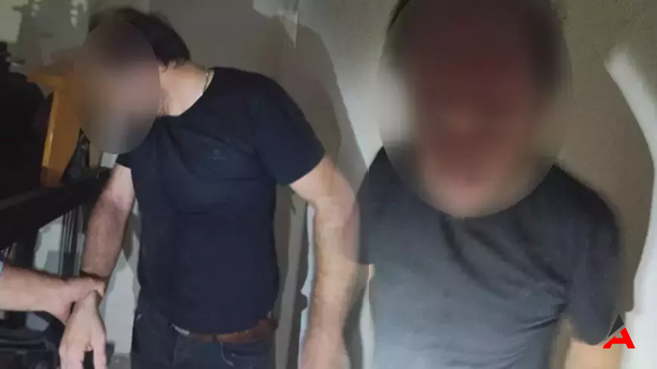 Polisten Kaçarken Çatı Katında Nefessiz Kalan Hırsız Son Anda Yakalandı!
