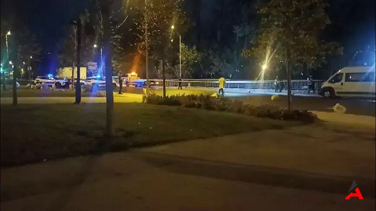 Esenyurt'ta Silahlı Kavga: Husumetli İki Aile Arasında Çıkan Çatışmada 3 Kişi Yaralandı