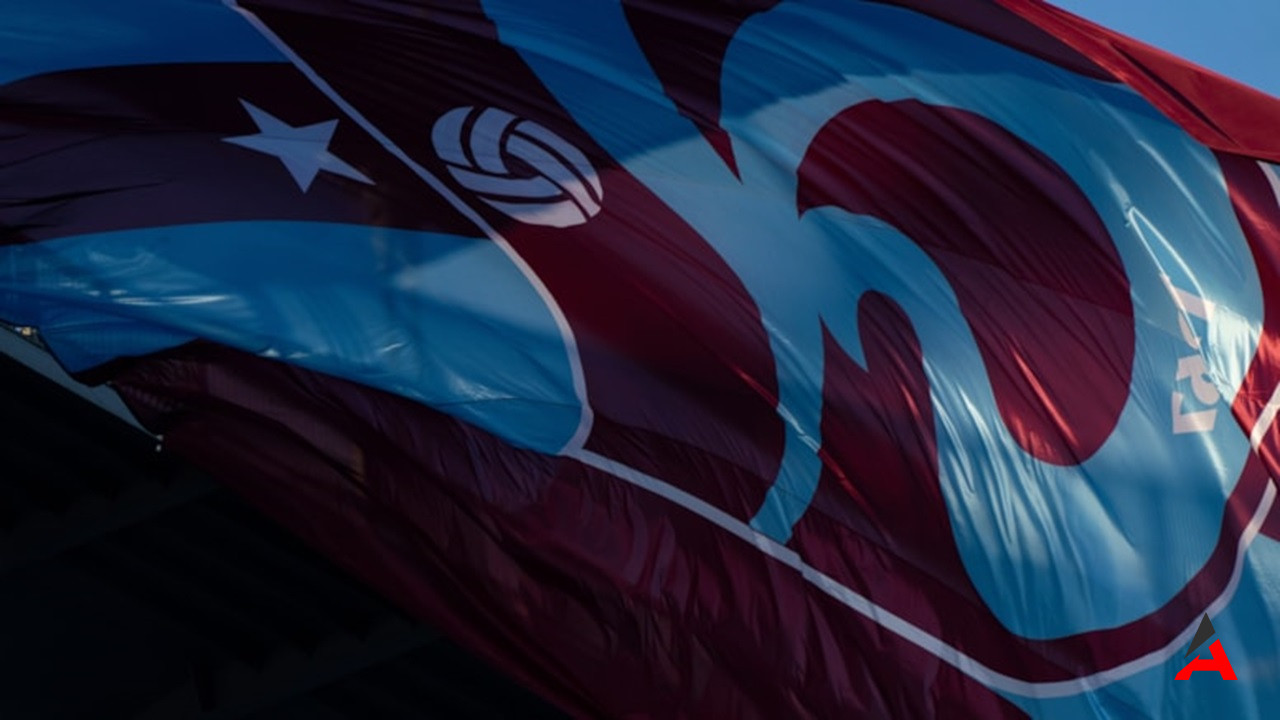 Trabzonspor'dan VAR Hakemine Sert Tepki: 'Bravo' ile Futbolu Katlettiniz!