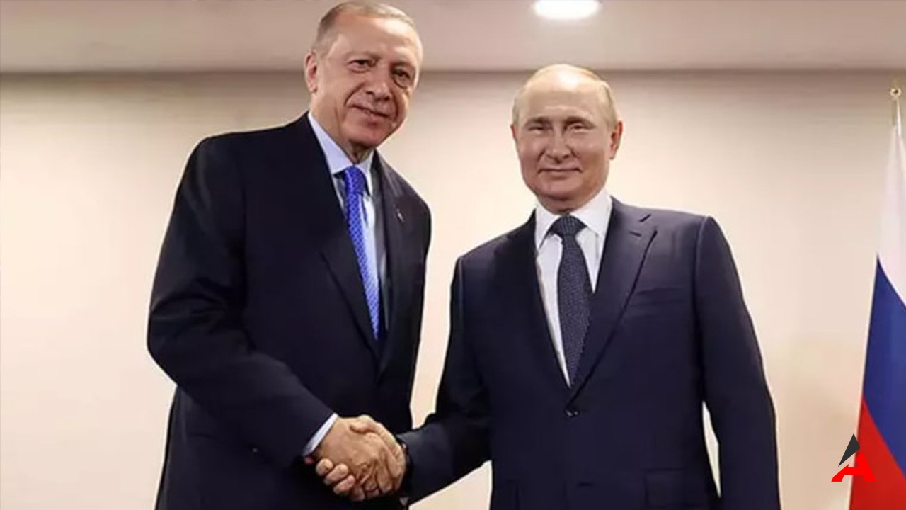 Putin: "Türkiye ile İlişkilerde Sorunlar Belli"