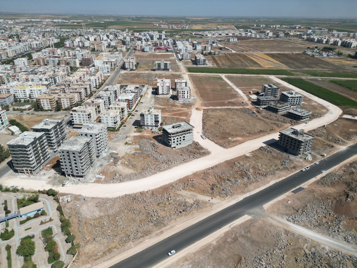 Büyükşehir, Viranşehir’in Cadde ve Yollarını Yeniliyor